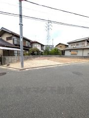 建築中